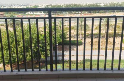 Apartment - 2 Bedrooms - 2 Bathrooms for rent in Zahra Apartments 1 - Zahra Apartments - Town Square - Dubai