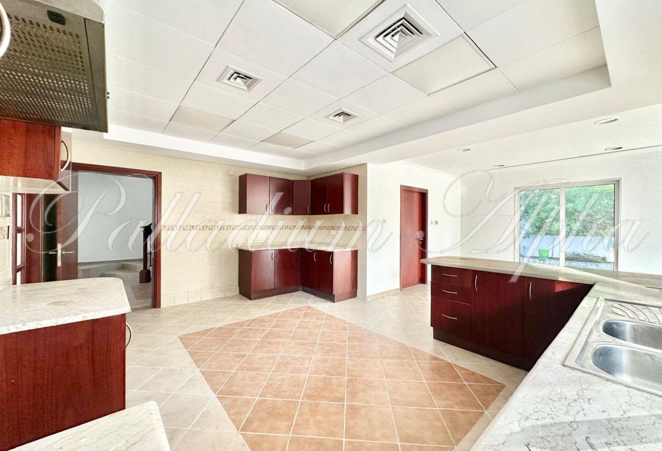 Exclusive | Large Garden | Family Community photo 15