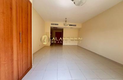 Apartment - Studio - 1 for rent in Mulberry 1 - Emirates Gardens 2 - District 14 - Jumeirah Village Circle - Dubai