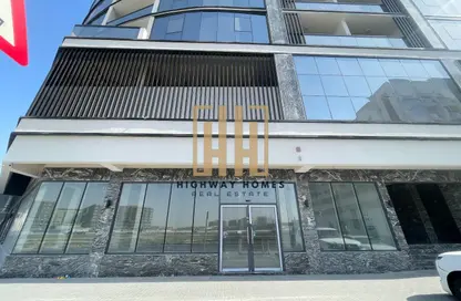 Shop - Studio - 2 Bathrooms for rent in Muwaileh 29 Building - Muwaileh - Sharjah