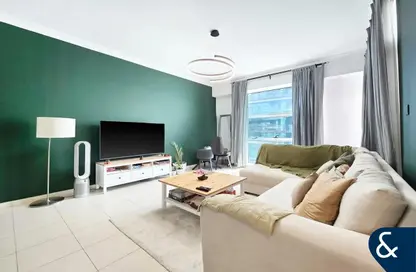 شقة - غرفة نوم - 2 حمامات للايجار في مساكن كلايتون - الخليج التجاري - دبي