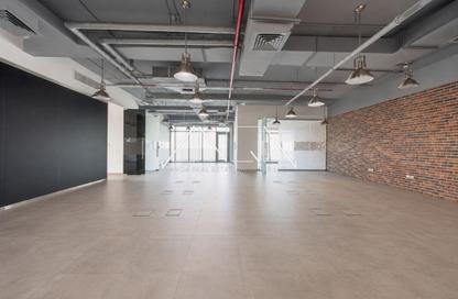 Office Space - Studio - 1 Bathroom for rent in Iris Bay - Business Bay - Dubai