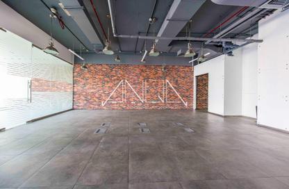 Office Space - Studio - 1 Bathroom for rent in Iris Bay - Business Bay - Dubai