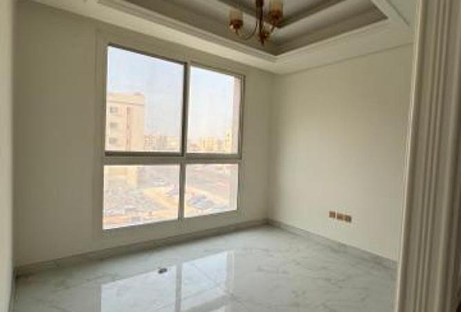 74238356 - Property Image 2