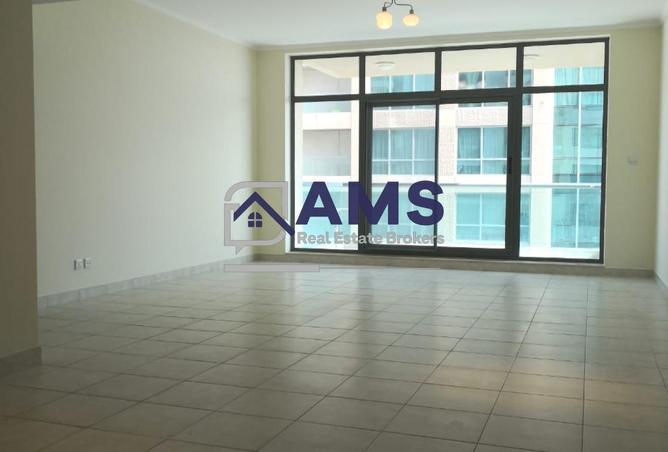 74237455 - Property Image 3