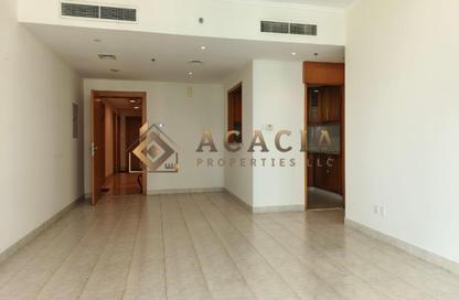 Apartment - 2 Bedrooms - 2 Bathrooms for rent in The Links East Tower - The Links - The Views - Dubai