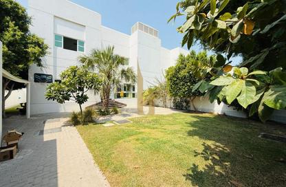 Villa - 4 Bedrooms - 4 Bathrooms for rent in Umm Suqeim 1 Villas - Umm Suqeim 1 - Umm Suqeim - Dubai Villa - 4 Bedrooms - 4 Bathrooms for rent in Umm Suqeim 1 Villas - Umm Suqeim 1 - Umm Suqeim - Dubai
