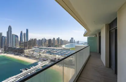 Apartment - 2 Bedrooms - 2 Bathrooms for sale in Marina Vista Tower 2 - Marina Vista - Emaar Beachfront - Dubai Harbour - Dubai