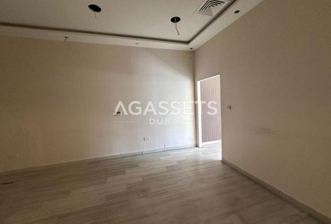 62870420 - Property Image 3