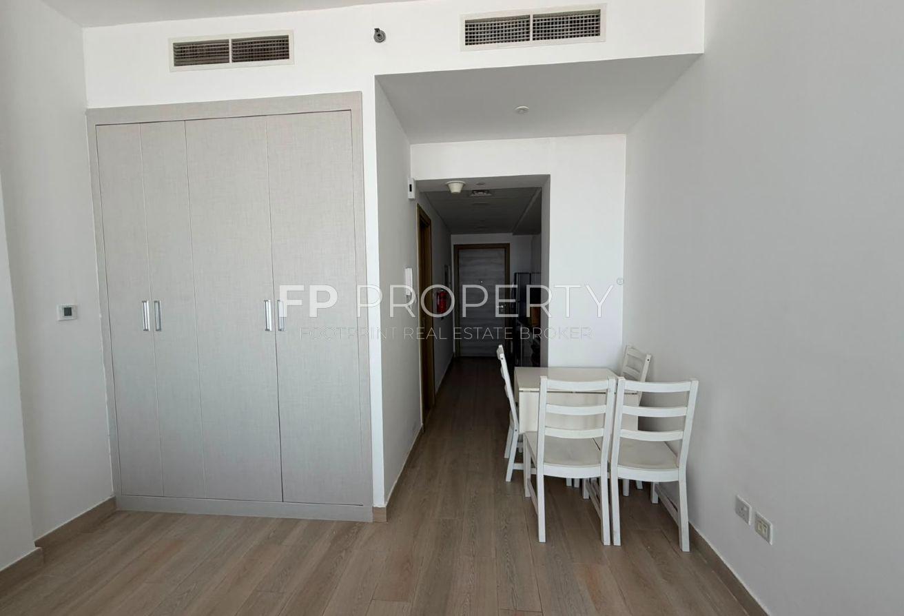 FULLY FURNISHED MARINA VIEW VACANT STUDIO photo 11