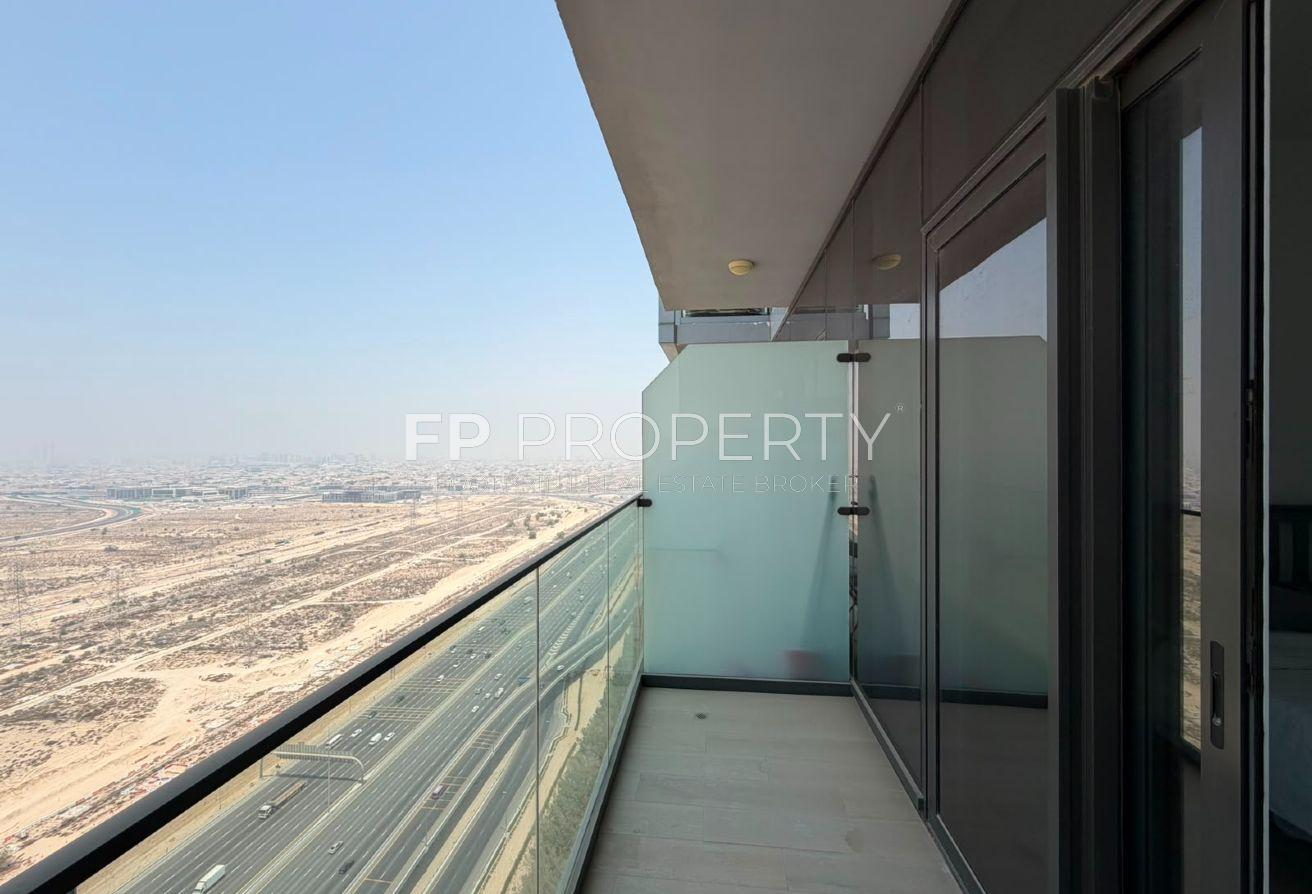 FULLY FURNISHED MARINA VIEW VACANT STUDIO photo 9