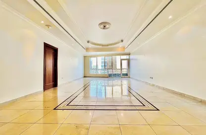 Apartment - 3 Bedrooms - 5 Bathrooms for rent in Khalidiya Street - Al Khalidiya - Abu Dhabi