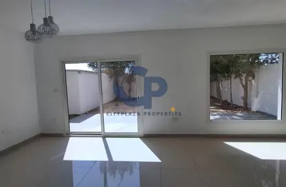 Villa - 3 Bedrooms - 4 Bathrooms for rent in Manazel Al Reef 2 - Al Samha - Abu Dhabi