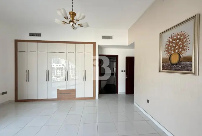 165600766 - Property Image 2