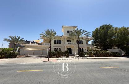 Villa - 6 Bedrooms - 7 Bathrooms for rent in Signature Villas Frond A - Signature Villas - Palm Jumeirah - Dubai
