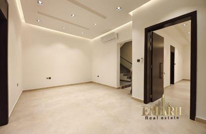 Villa - 4 Bedrooms - 6 Bathrooms for sale in Al Yasmeen 1 - Al Yasmeen - Ajman