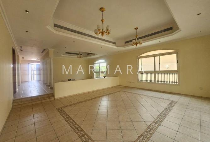 64434225 - Property Image 2