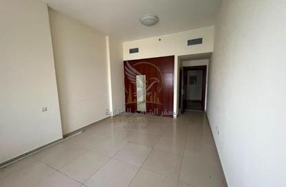 Apartment - 3 Bedrooms - 4 Bathrooms for rent in Al Khan 9 building - Al Khan - Sharjah Apartment - 3 Bedrooms - 4 Bathrooms for rent in Al Khan 9 building - Al Khan - Sharjah