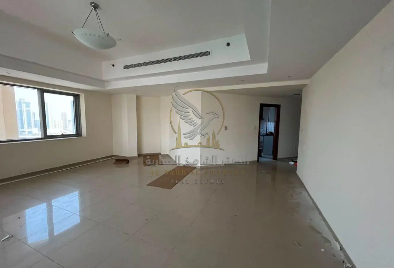 135617929 - Property Main Image