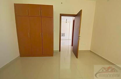 Apartment - 2 - 3 for rent in Muweileh Community - Muwaileh Commercial - Sharjah Apartment - 2 - 3 for rent in Muweileh Community - Muwaileh Commercial - Sharjah