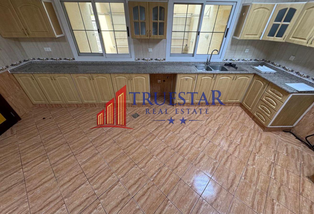 PRIVATE GARDEN SHARED POOL+GYM+GARDEN 4BR ENSUITE photo 13
