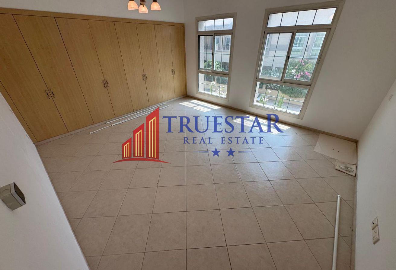 PRIVATE GARDEN SHARED POOL+GYM+GARDEN 4BR ENSUITE photo 10