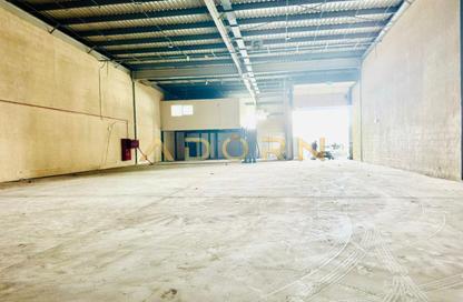 Warehouse - Studio - 1 for rent in Ras Al Khor Industrial 1 - Ras Al Khor - Dubai