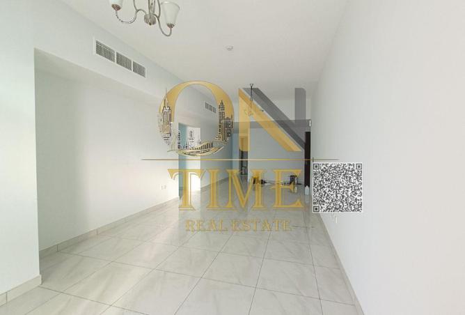 135646840 - Property Main Image