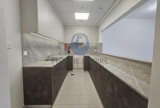 76981866 - Property Image 2