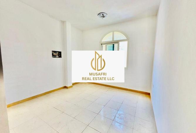 2P1TR3xHjDa - Property Image 2