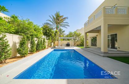 Villa - 4 Bedrooms - 4 Bathrooms for rent in Meadows 9 - Meadows - Dubai