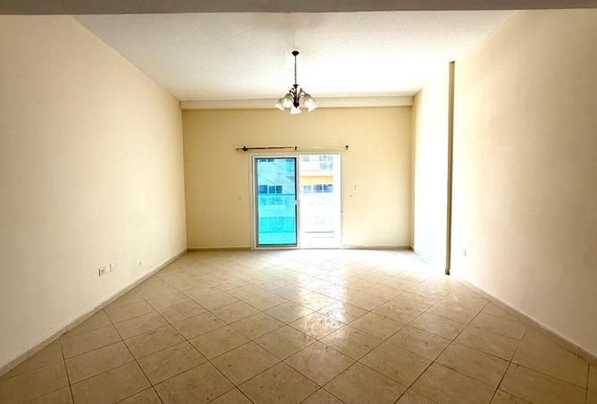 56550106 - Property Main Image