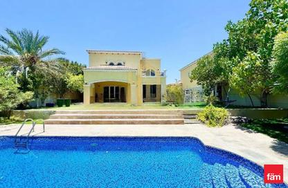 Villa - 4 Bedrooms - 5 Bathrooms for rent in District 4 - Jumeirah Park - Dubai