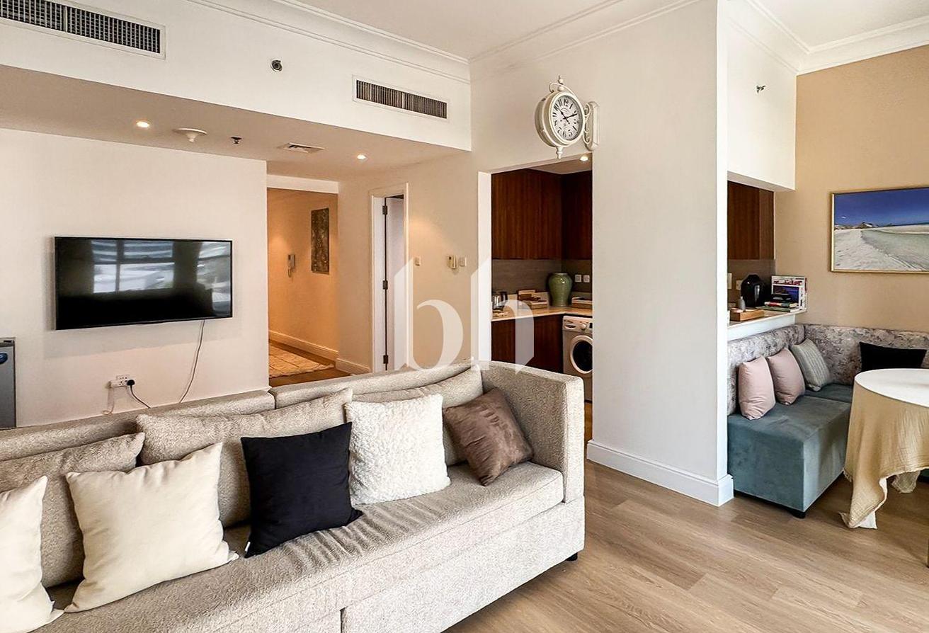 1BR Furnished | Lake View | Mid Floor photo 15
