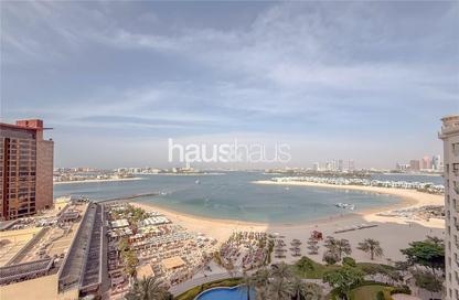 Apartment - 2 Bedrooms - 2 Bathrooms for rent in Al Das - Shoreline Apartments - Palm Jumeirah - Dubai
