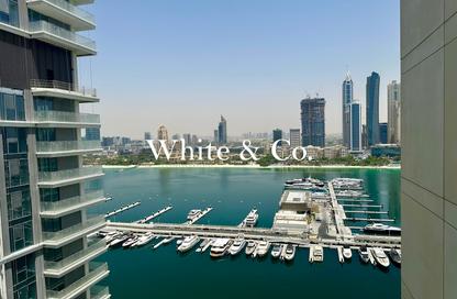 شقة - 2 - 2 للبيع في برج Marina Vista 2 - مارينا فيستا - إعمار بيتشفرونت - دبي هاربور - دبي