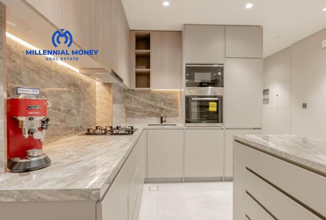 2PAxd6Cy3pw - صورة العقار 3