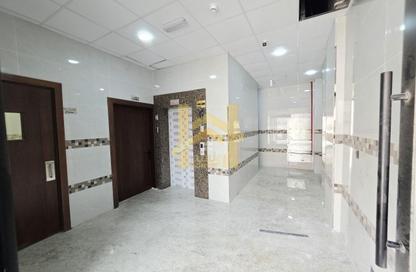 شقة - غرفة نوم - 2 حمامات للايجار في 1 الياسمين - الياسمين - عجمان