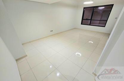 Apartment - 1 Bedroom - 2 Bathrooms for rent in Muwaileh 29 Building - Muwaileh - Sharjah
