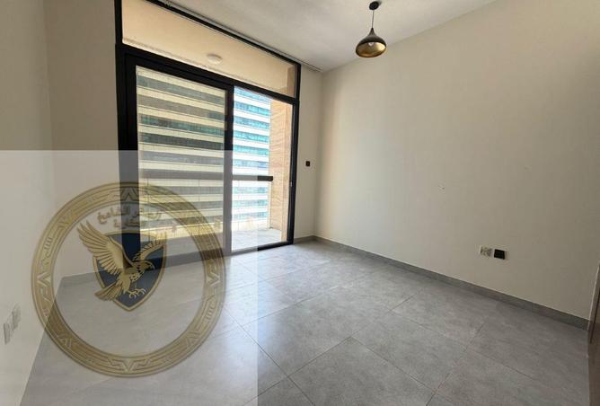92724715 - صورة العقار 3