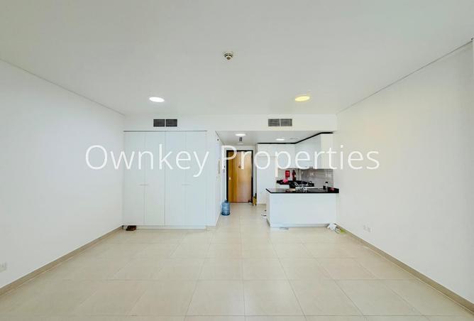 114608654 - Property Image 3