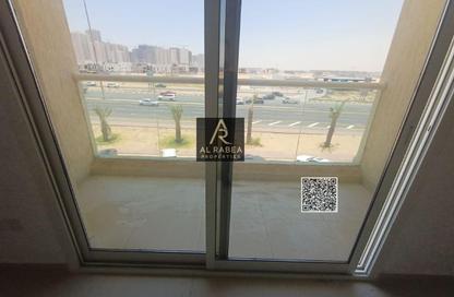 Apartment - 2 Bedrooms - 2 Bathrooms for rent in Al Amira Village - Al Yasmeen - Ajman