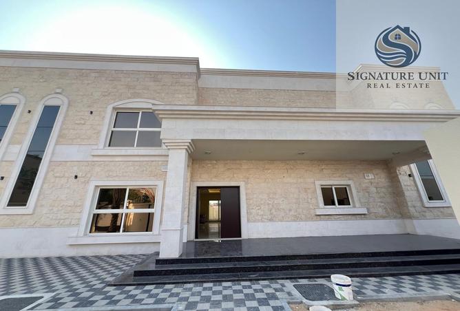 72728640 - Property Image 2