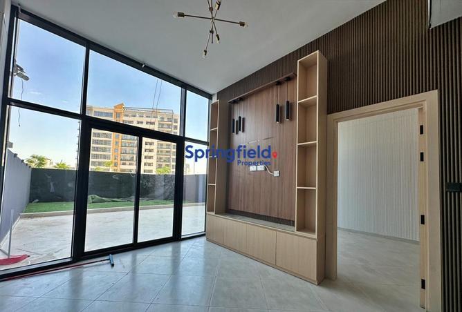 104690033 - Property Image 2