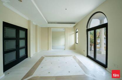 Villa - 6 Bedrooms - 7 Bathrooms for rent in Signature Villas Frond A - Signature Villas - Palm Jumeirah - Dubai