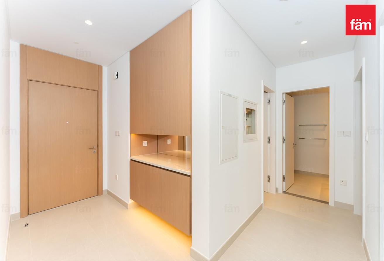 Brand New|Mid Floor|Maid Room|Golf Course View photo 11