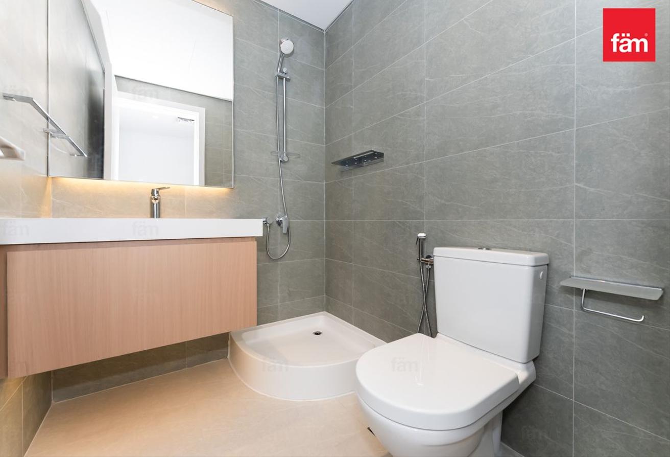 Brand New|Mid Floor|Maid Room|Golf Course View photo 13