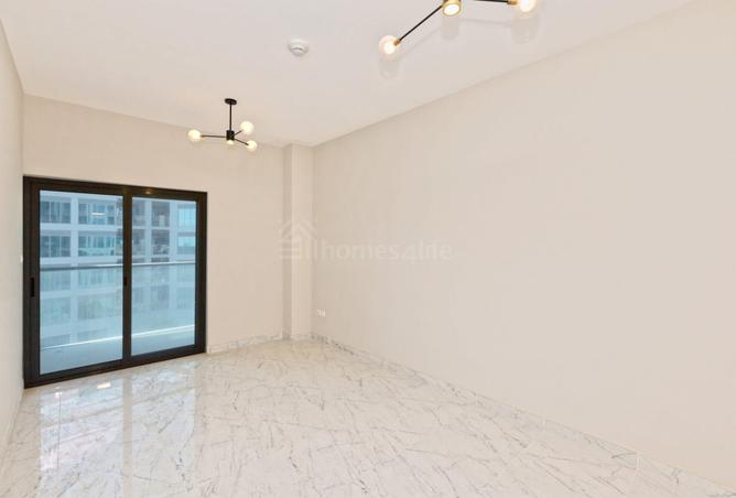 74245849 - صورة العقار 2