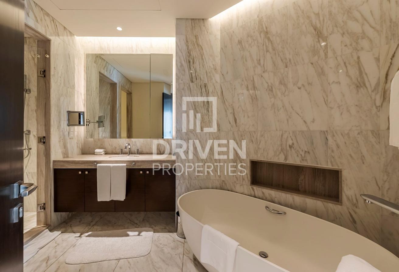 Furnished | Spacious | High Floor | Luxurious photo 15