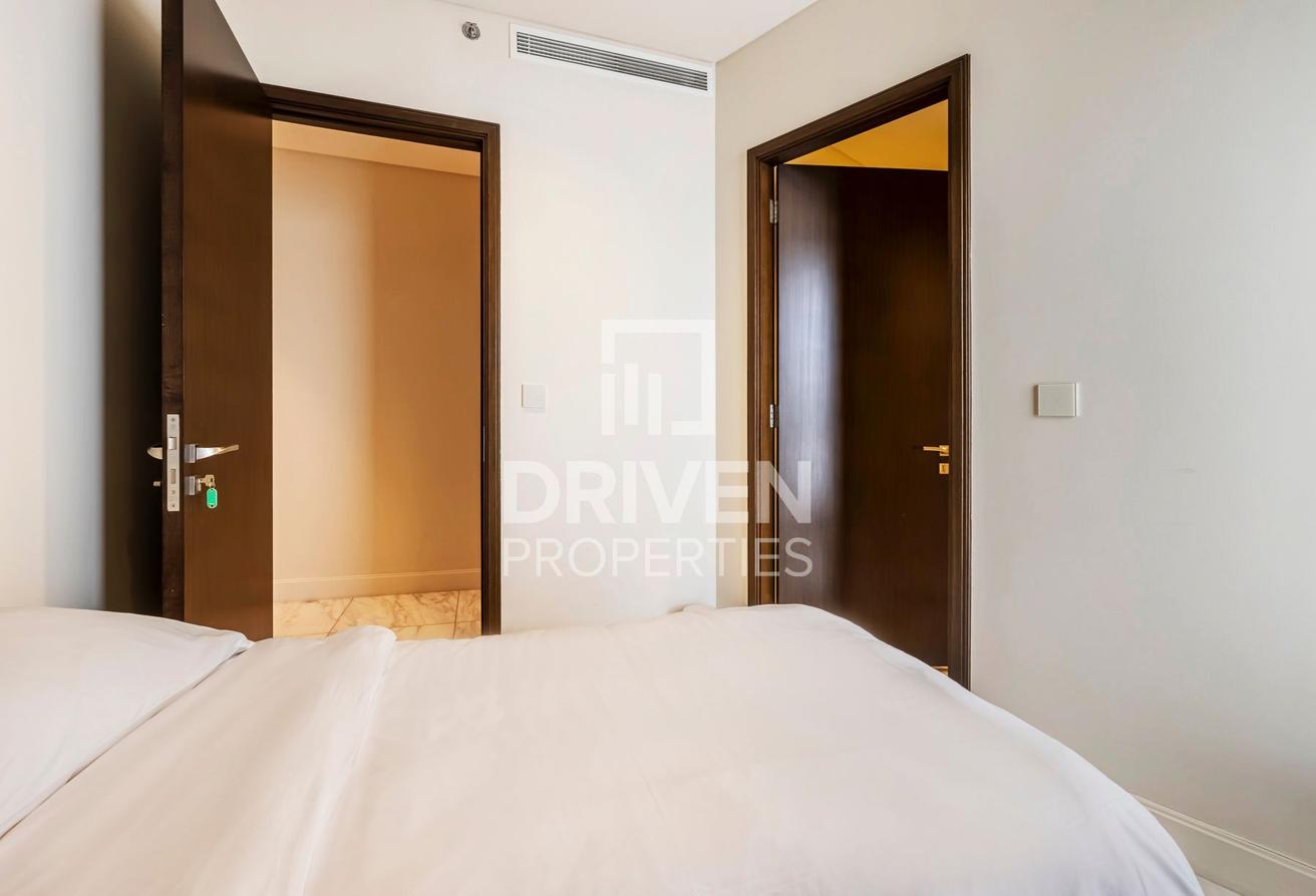 Furnished | Spacious | High Floor | Luxurious photo 11